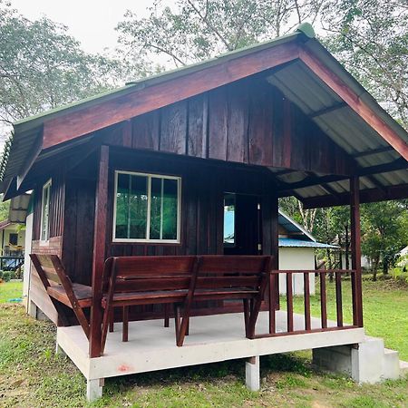 Rasta House,,Koh Phayam Hotel Buitenkant foto