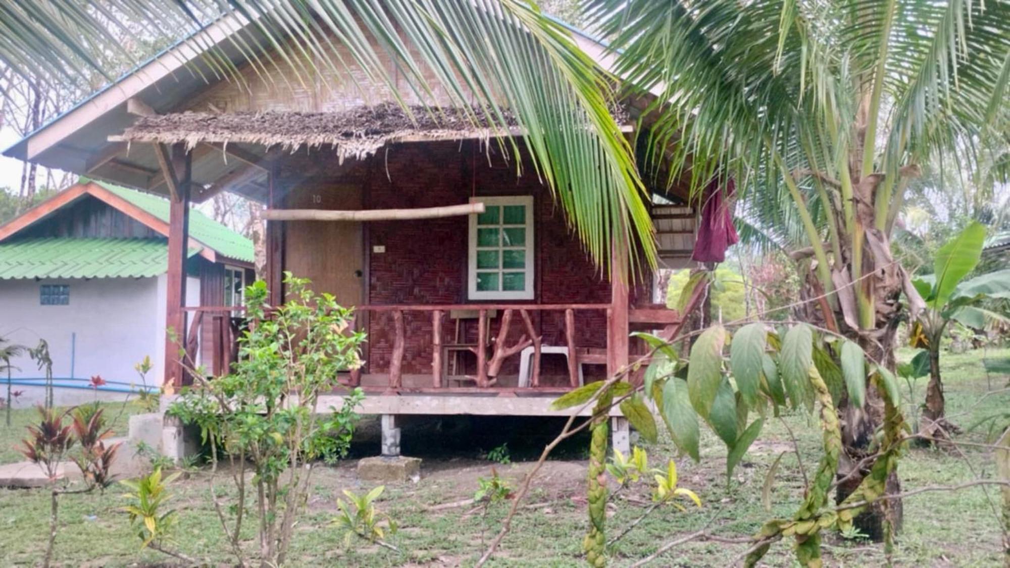 Rasta House,,Koh Phayam Hotel Buitenkant foto