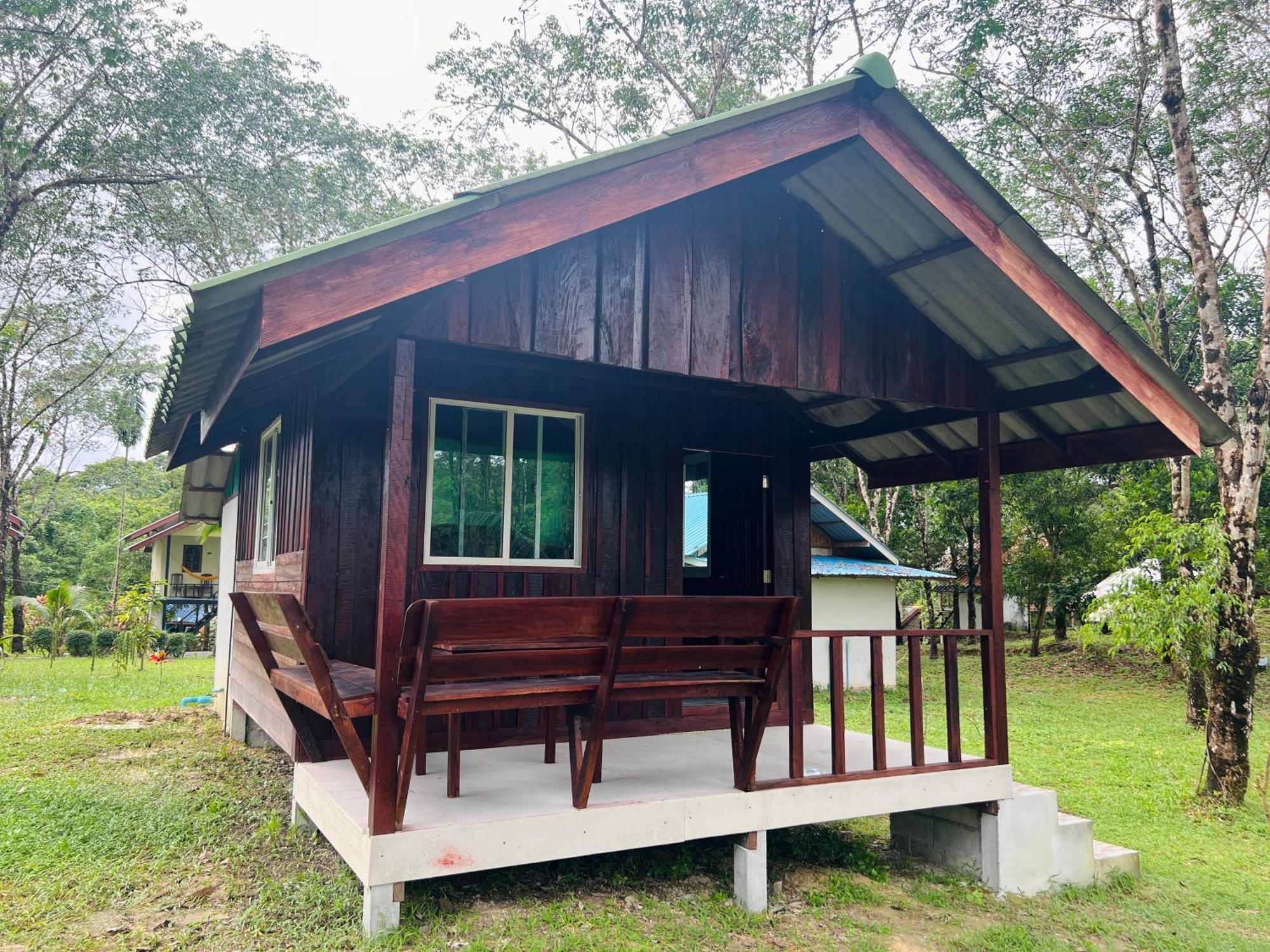 Rasta House,,Koh Phayam Hotel Buitenkant foto