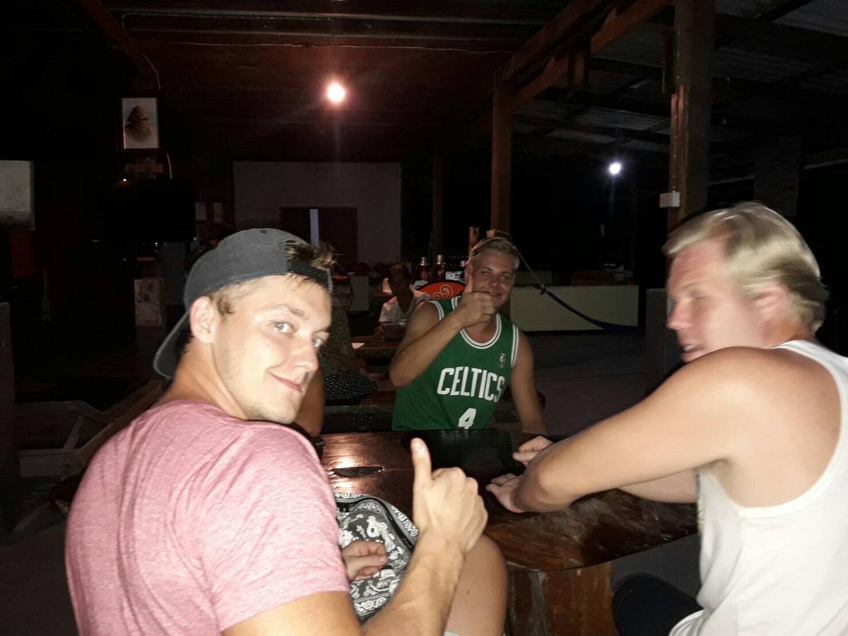 Rasta House,,Koh Phayam Hotel Buitenkant foto