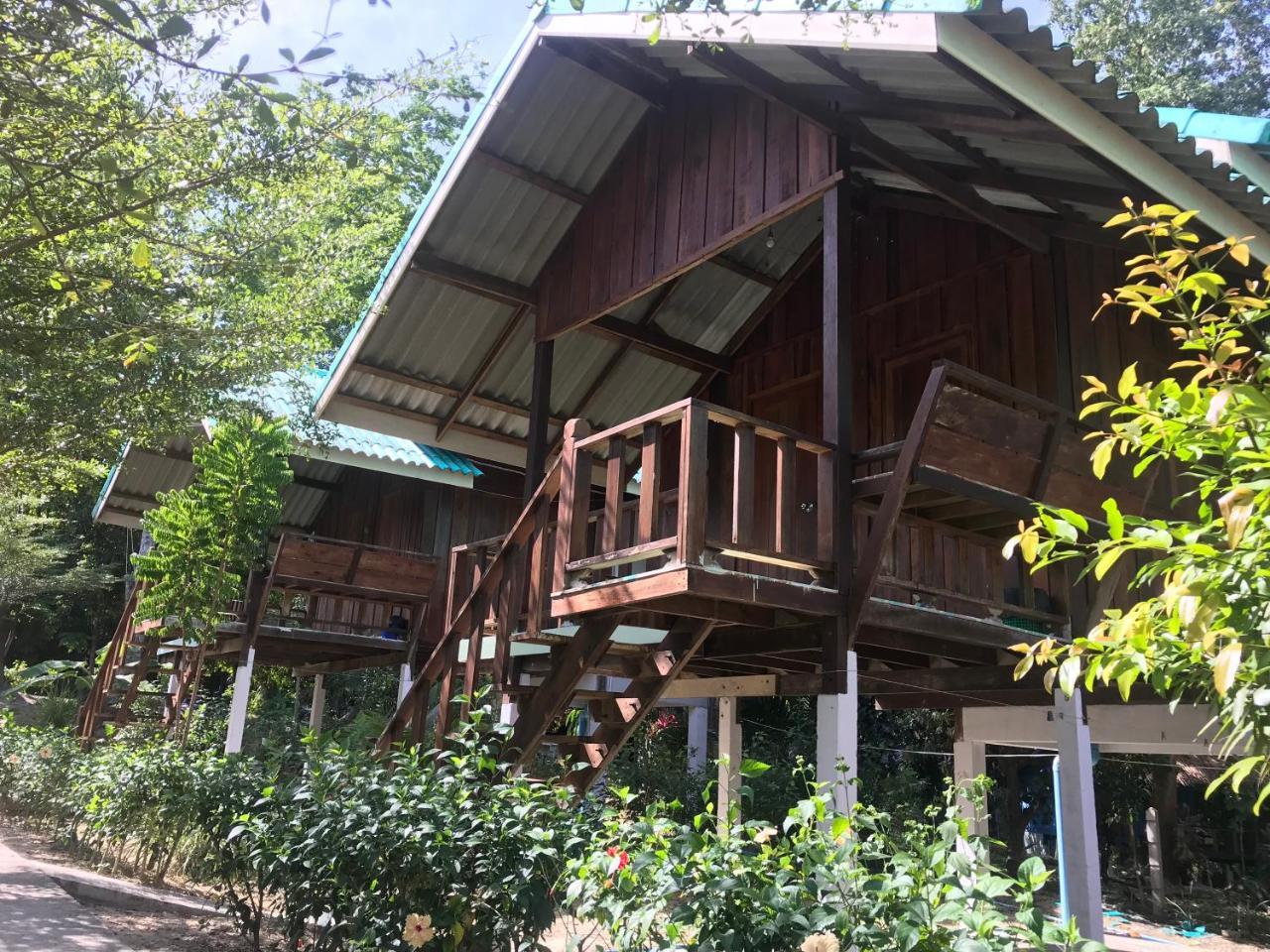 Rasta House,,Koh Phayam Hotel Buitenkant foto